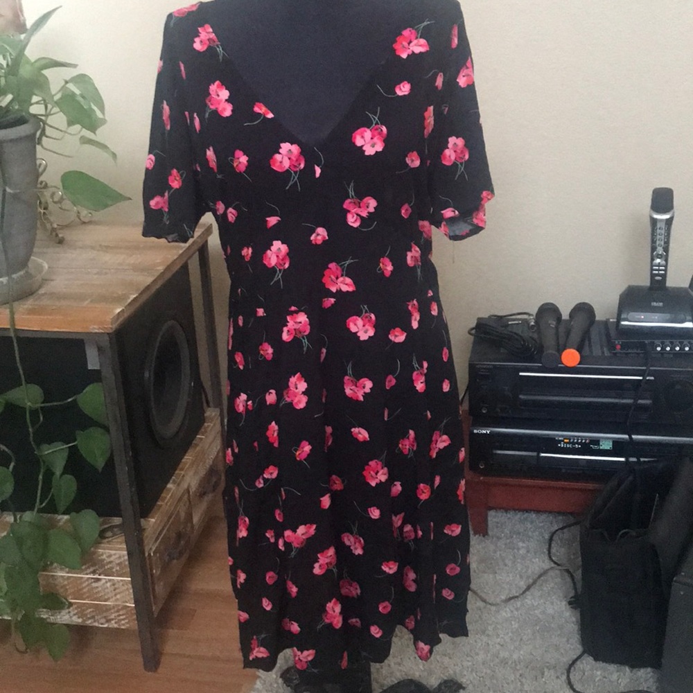 Lightweight floral print dress
